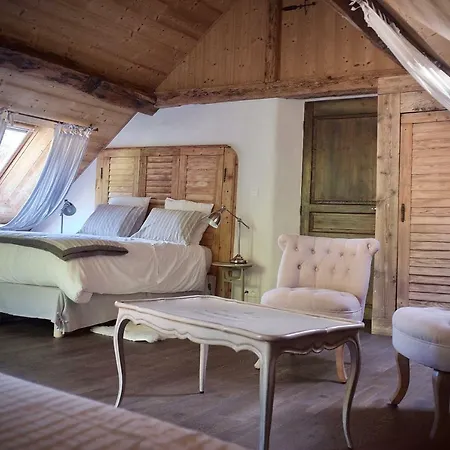 Gite Des Lodges De La Cascade 3 Etoiles Semesterbostad *